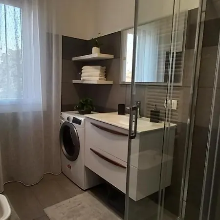 Nadia&v Apartment Marghera